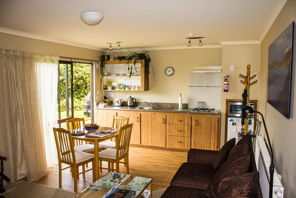 Kowhai Lane Lodge Half-moon Bay Номер фото